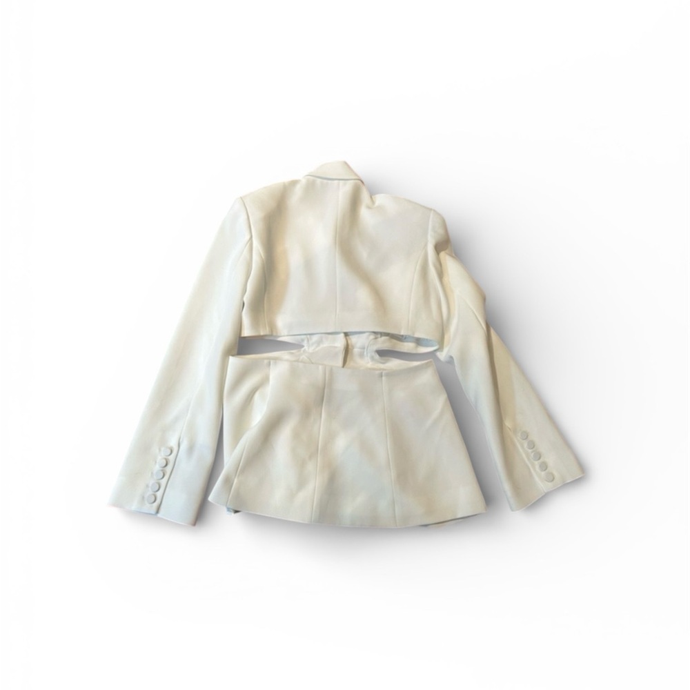 Cinq à Sept White Ivory Blazer with Cutout Design - Picture 4 of 8